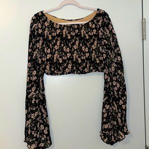 Missguided Floral Bell-Sleeved Long Sleeved Top